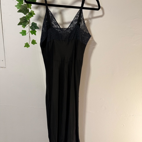 Vintage Black Lace Trim Midi Slip Dress – Tag Reads Size 34 (Xs-Small) - Midriff - Picture 4 of 4